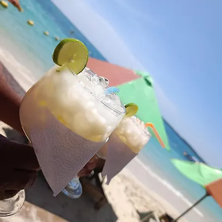 Hotel Chamos Barú 3*