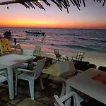 Hotel Los Chamos Barú
